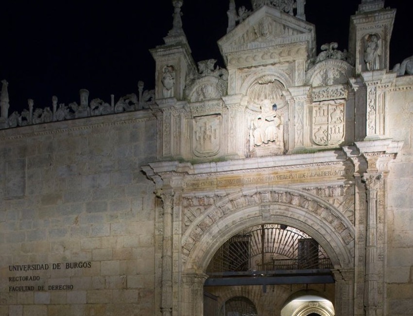 Entrada  de la Universidad de Burgos