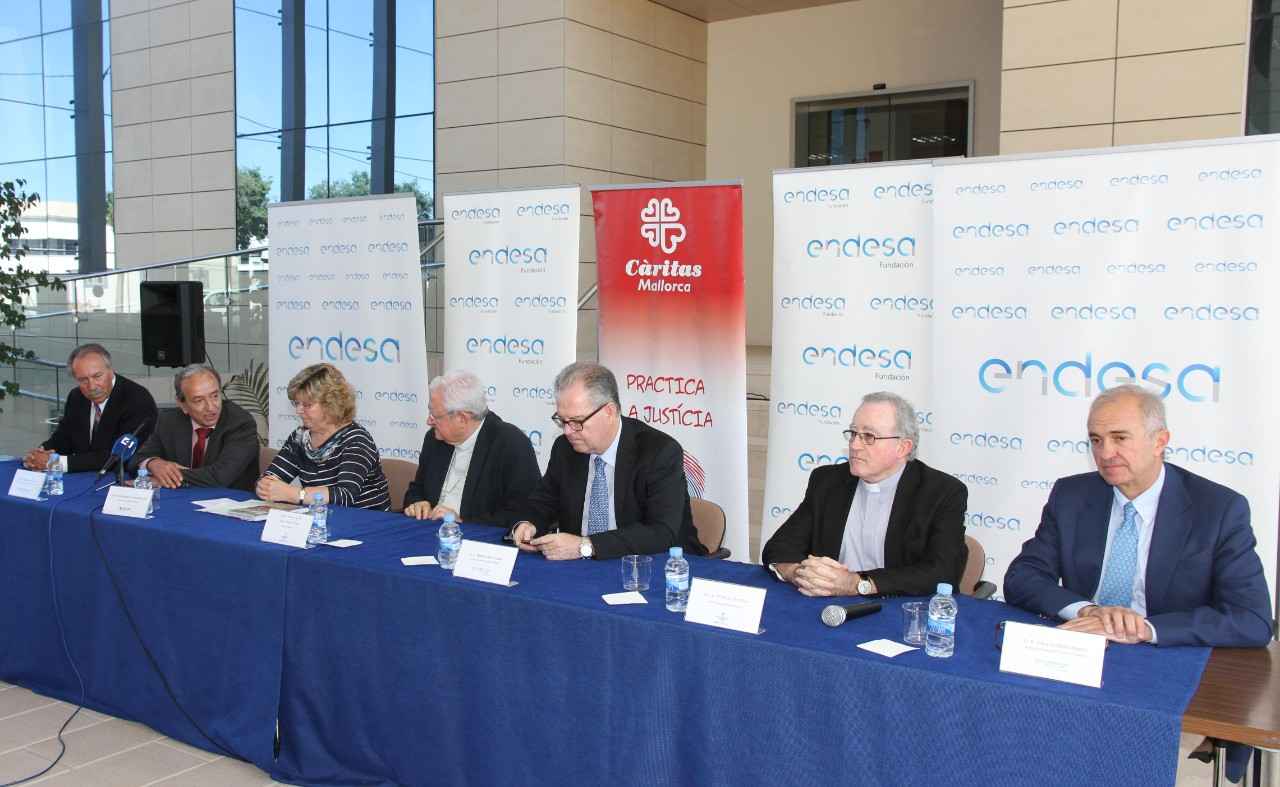 Foto durante la firma