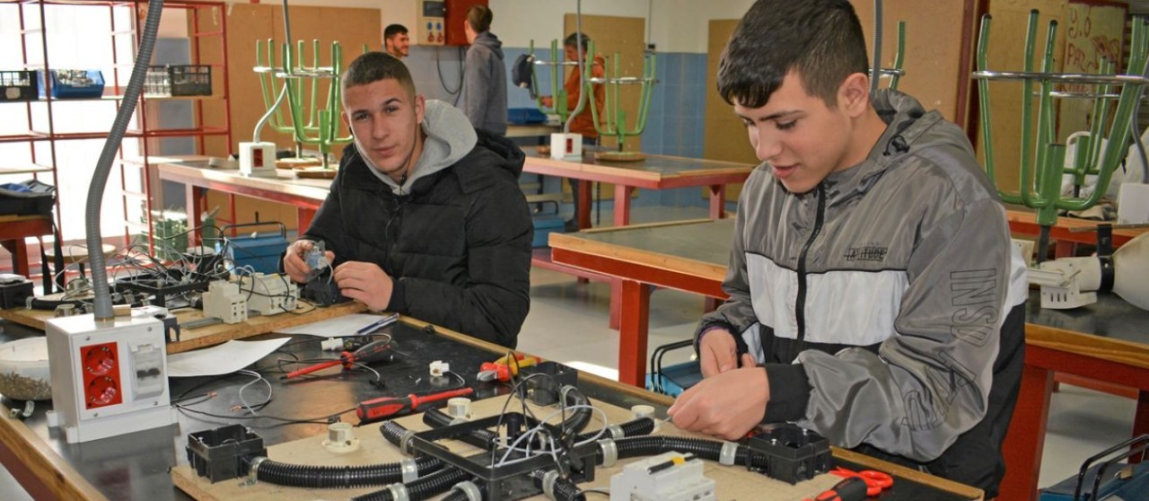 Jóvenes del Centro Docial Don Bosco en Sevilla