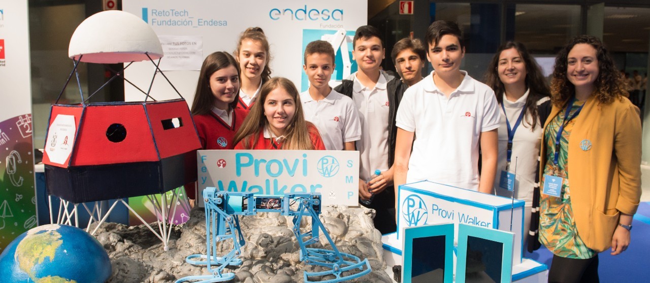 Foto de grupo de los alumnos participantes de esta VI edición